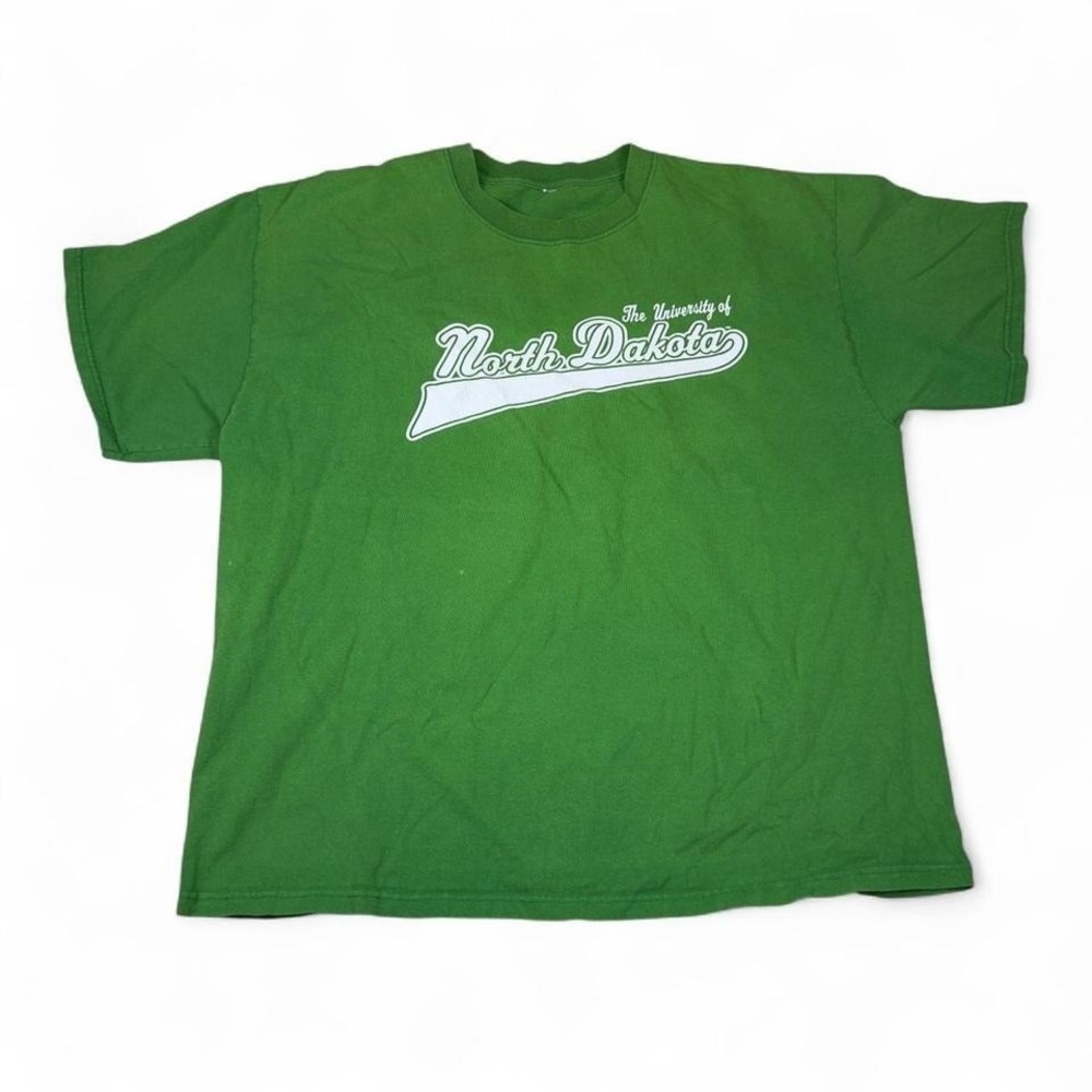 University of North Dakota T Shirt Mens XL Green Cotton Vintage College Tee